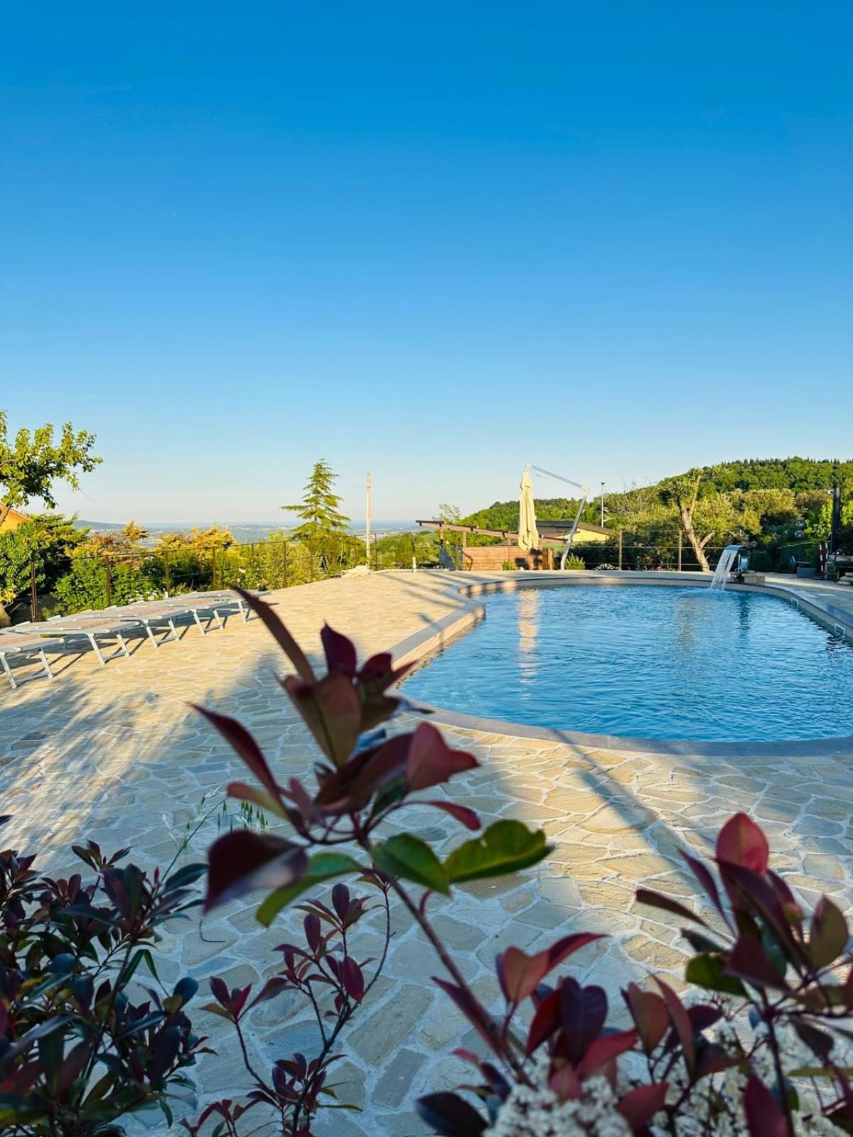 B&B Madonna Carradori Country Offagna Luaran gambar