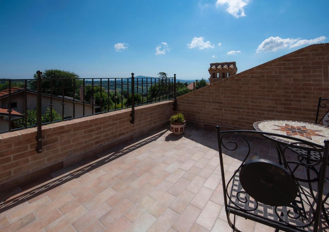B&B Madonna Carradori Country Offagna Luaran gambar