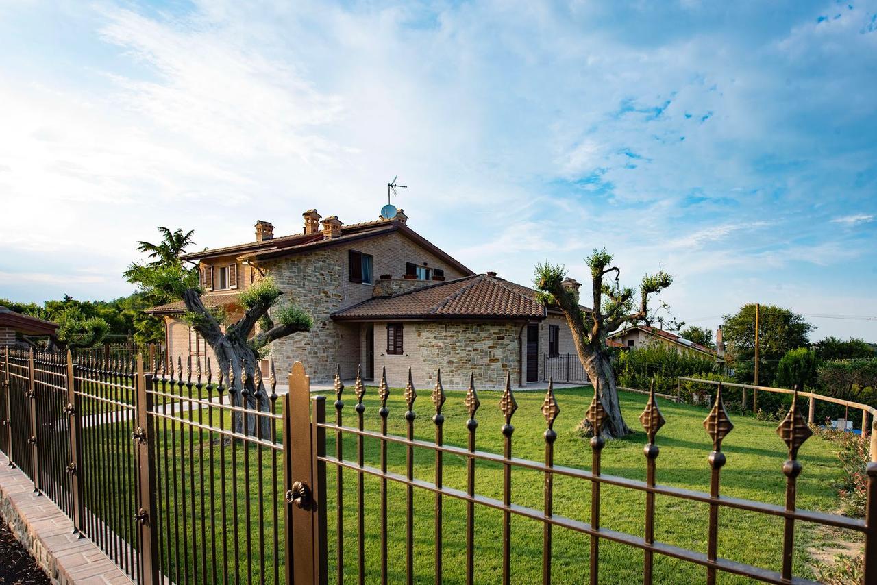 B&B Madonna Carradori Country Offagna Luaran gambar